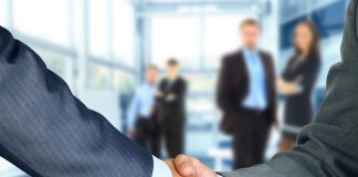 7 Benefits of Working with a PEO Company
