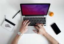How to Localize Your E-Commerce Website Easily