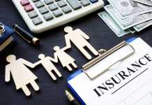How does life insurance work?
