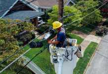 Amp up your Career Opting Out for a Lucrative Profession of an Electrician