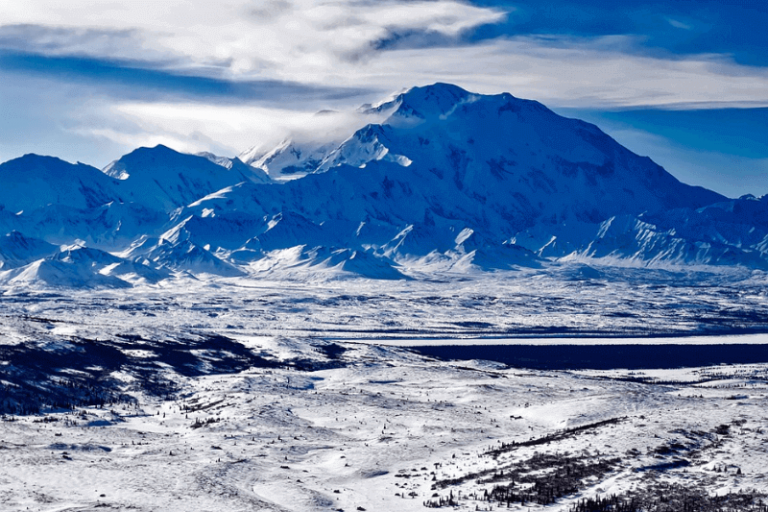 Climbing Mount Denali Top 5 Things To Do The World Financial Review
