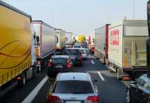 A Handy Guide on How to Hold a Negligent Truck Driver Accountable for Your Injuries Traffic