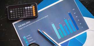 AVOD vs SVOD: Find Out Which Monetization Solution is Better AVOD vs SVOD
