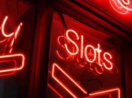 Slot