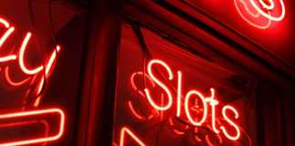 Slot