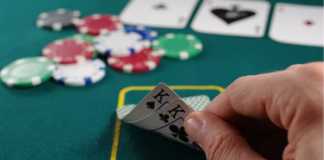 Love Playing Poker? Here’s Some Important Advice important advice
