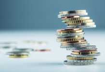 How Can MT5 Users Generate Passive Income with Elite CurrenSea Tools? Euro coins. Euro money. Euro currency.