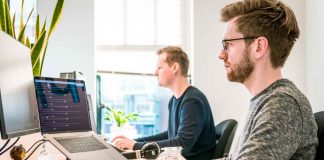 Freelance or Full-Time Developer: What to Choose as a Career? Developer---Freelance