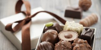 How To Choose The Best Portable Candy Box chocolates
