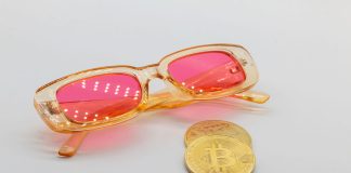 Will We See the Fashion Industry Collide With NFTs Soon? Fashion-and-Cryptocurrency