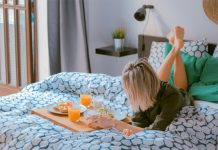 How Happy People Begin Their Mornings happy morning