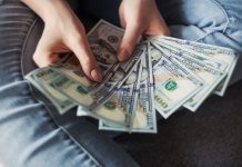 4 Top Ways People Make Money Online money
