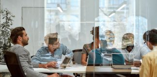 How to design a perfect hybrid workplace? hybrid workplace