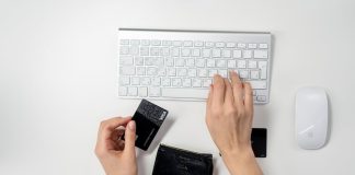 What is a virtual wallet