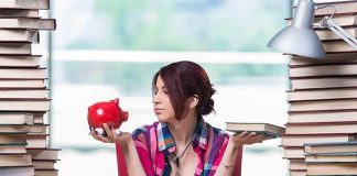 Best Tips to Become Financially Independent in a College