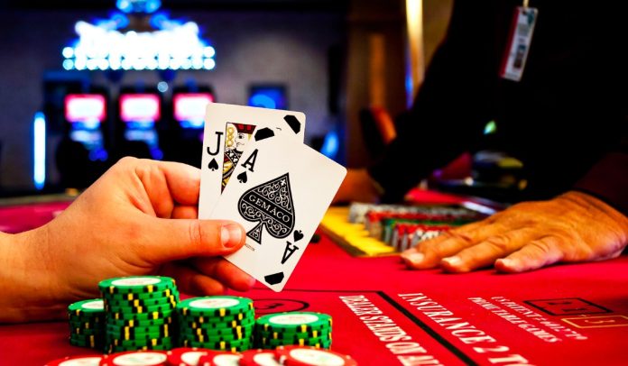 Play blackjack online for free