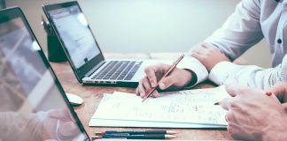 Financial Mistakes That Can Hurt Your Business Financial Mistakes That Can Hurt Your Business