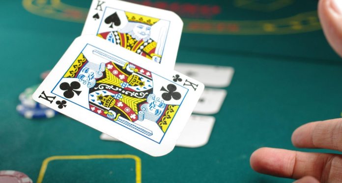 Staying Safe When Using Online Casinos