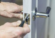 Invest in Business Security with Expert Commercial Locksmith Services 