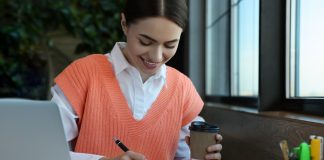 The Tech Behind Top Essay Writing Services