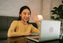 Balancing Act: How Cam Sites Can Impact Your Net Worth and Financial Well-being cam site