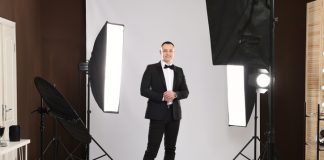 Headshot studio