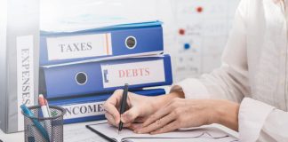 accountant calculating taxes