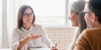 financial consultant with her clients