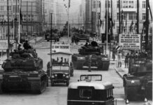 US Army tanks face off against Soviet armor at Checkpoint Charlie, Berlin, October 1961.