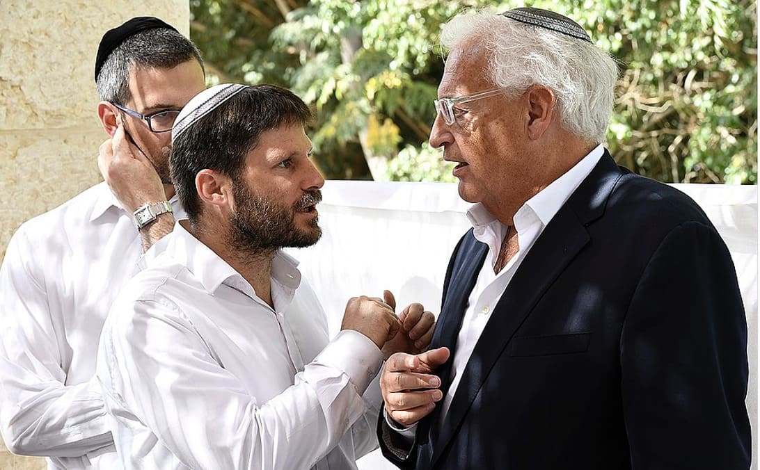 Ambassador David Friedman, an ultra-conservative revisionist Zionist, and US ambassador to Israel in the first Trump term, and the far-right Messianic fascist Smotrich in fall 2017.