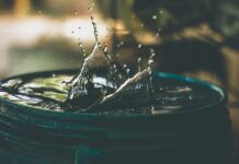 The Water-Saving Power Source: How Bloom Energy Cuts Water Use to Near Zero Water drop in a bucket