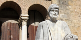 Statue of Averroes in Cordoba