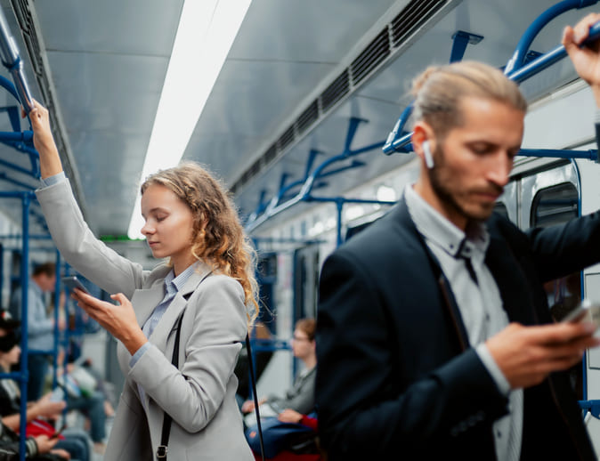 iStock-1287289720 (1) man and woman commuter