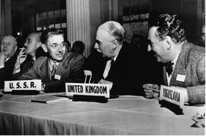 Featured image (1) Delegates at the Bretton Woods conference in 1944 agreed to US proposals for a new international monetary and financial system, centred around the dollar.