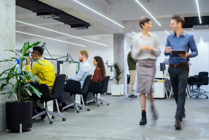 iStock-1244525486 (1) Office life