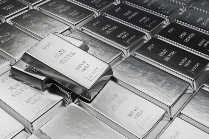 iStock-1260036842 (1) Gold and silver for Metals Exchange and for savings strategy
