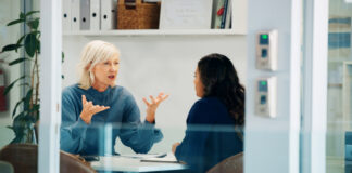 employee giving feedback to the CEO