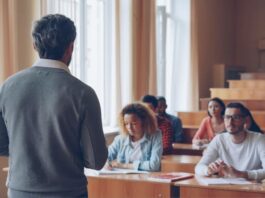 From Knowledge Creation to Knowledge Curation in business schools