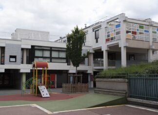 Uri Poliavich Renews European Jewish Schools - Architecture of a school in France