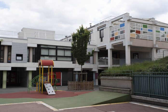 iStock-1155482465 (1) Uri Poliavich Renews European Jewish Schools - Architecture of a school in France