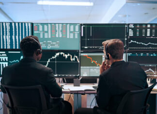 How Prop Trading Firms Work and What It Takes to Start One Prop Trading Firms Work