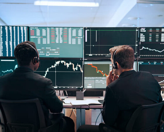 How Prop Trading Firms Work and What It Takes to Start One Prop Trading Firms Work