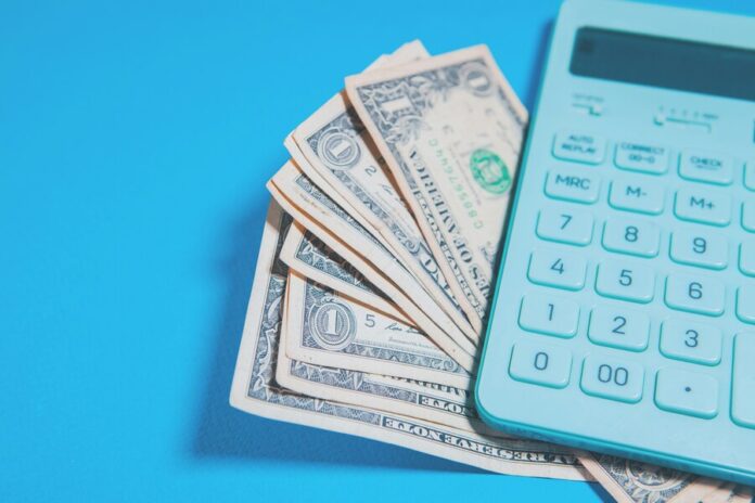 Funding a new business without loan