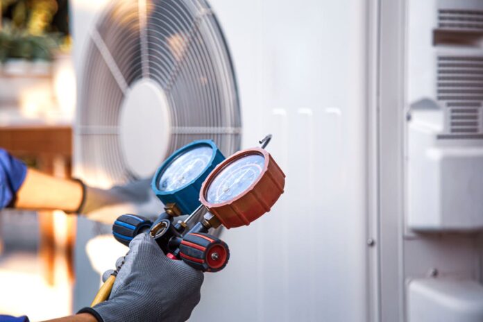Old HVAC System - HVAC system service technician